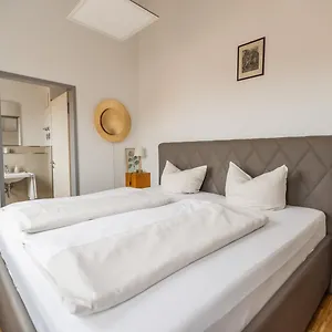 hotel-freischutz-apartments.com-bavaria.com/